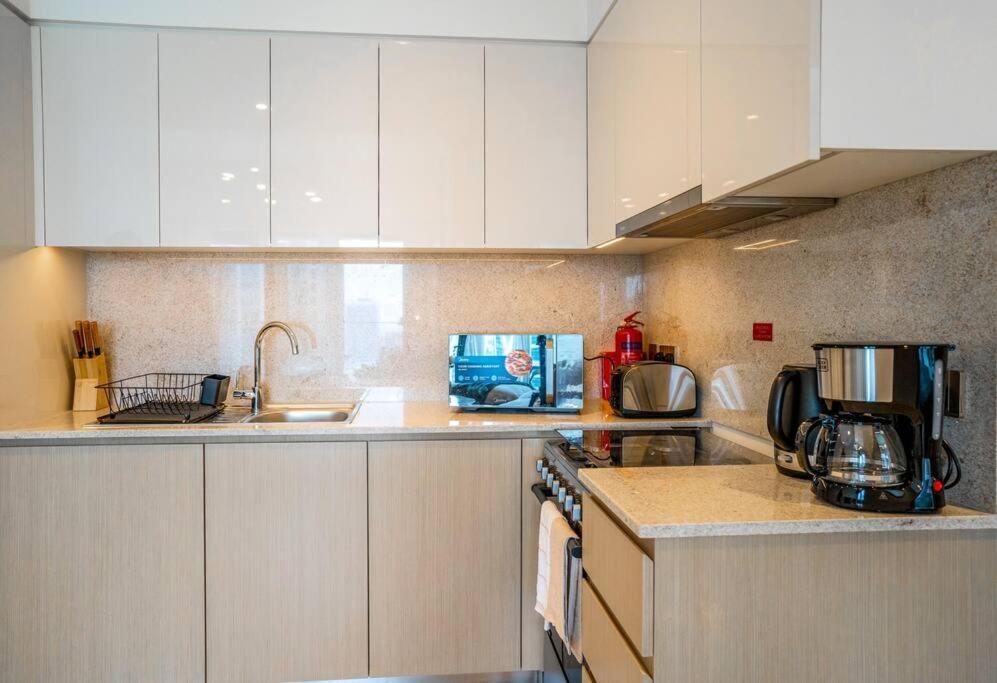 Furnished 1br At Heart Of Downtown Appartement