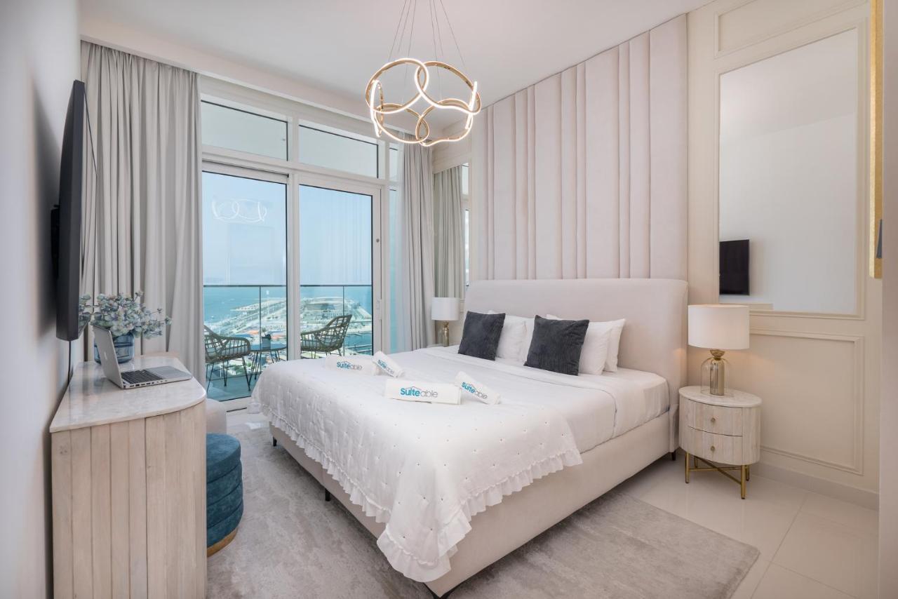 Appartement Elegant Seaside Living 3-bedroom Emaar Beachfront By Suiteable Dubaï