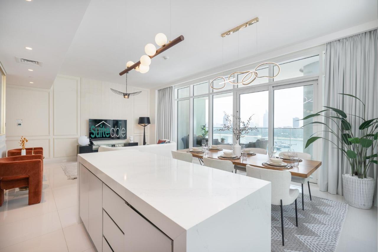 Appartement Elegant Seaside Living 3-bedroom Emaar Beachfront By Suiteable *