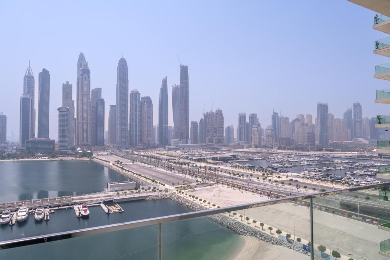Elegant Seaside Living 3-bedroom Emaar Beachfront By Suiteable Appartement *
