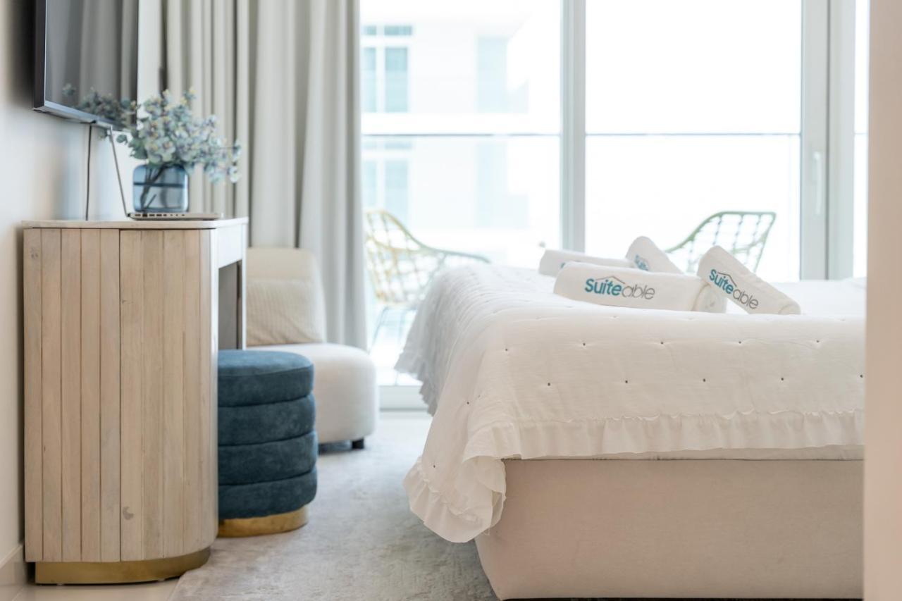 Appartement Elegant Seaside Living 3-bedroom Emaar Beachfront By Suiteable