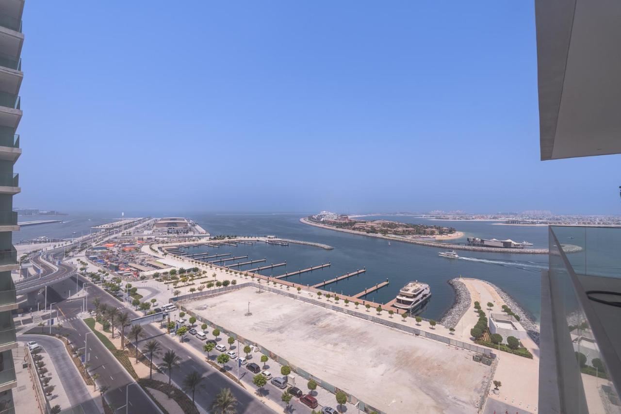 Appartement Elegant Seaside Living 3-bedroom Emaar Beachfront By Suiteable Dubaï