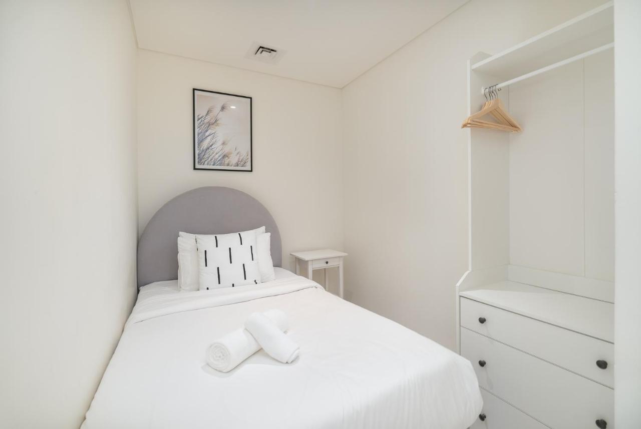 Appartement Elegant Seaside Living 3-bedroom Emaar Beachfront By Suiteable Dubaï