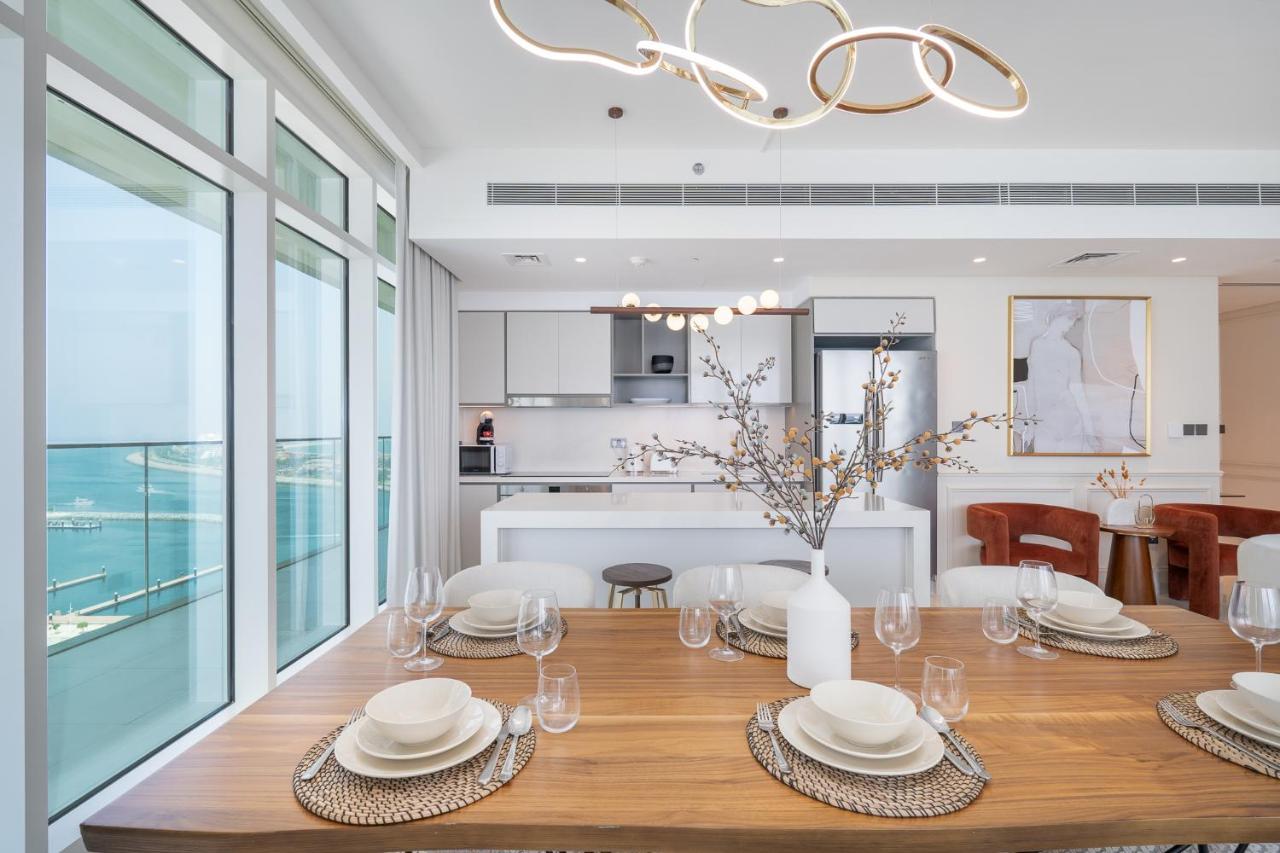 Elegant Seaside Living 3-bedroom Emaar Beachfront By Suiteable Appartement *