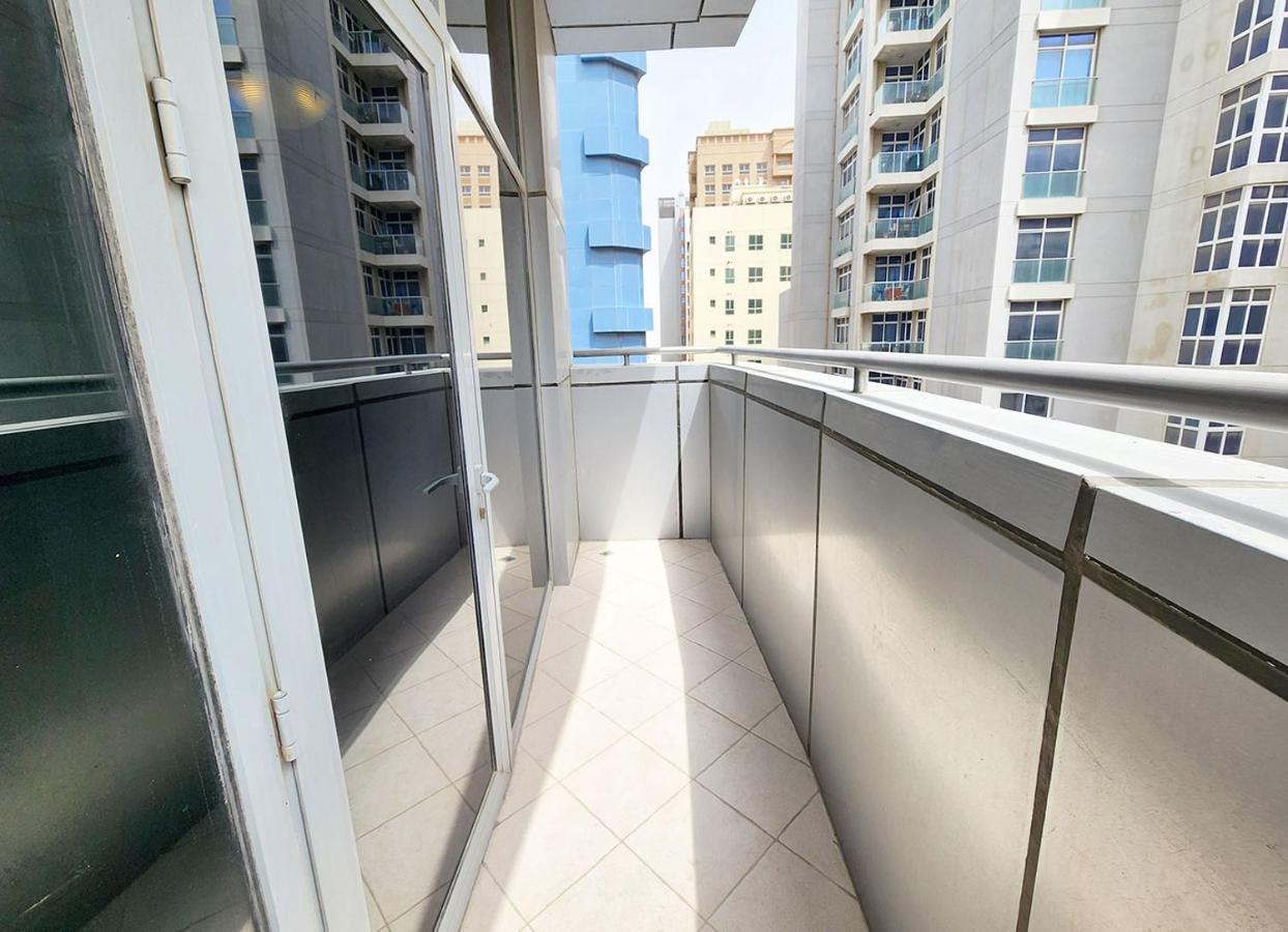 Rh- Modern Urban Oasis, Spacious 02rb Near Mall Of Emirates Apartament