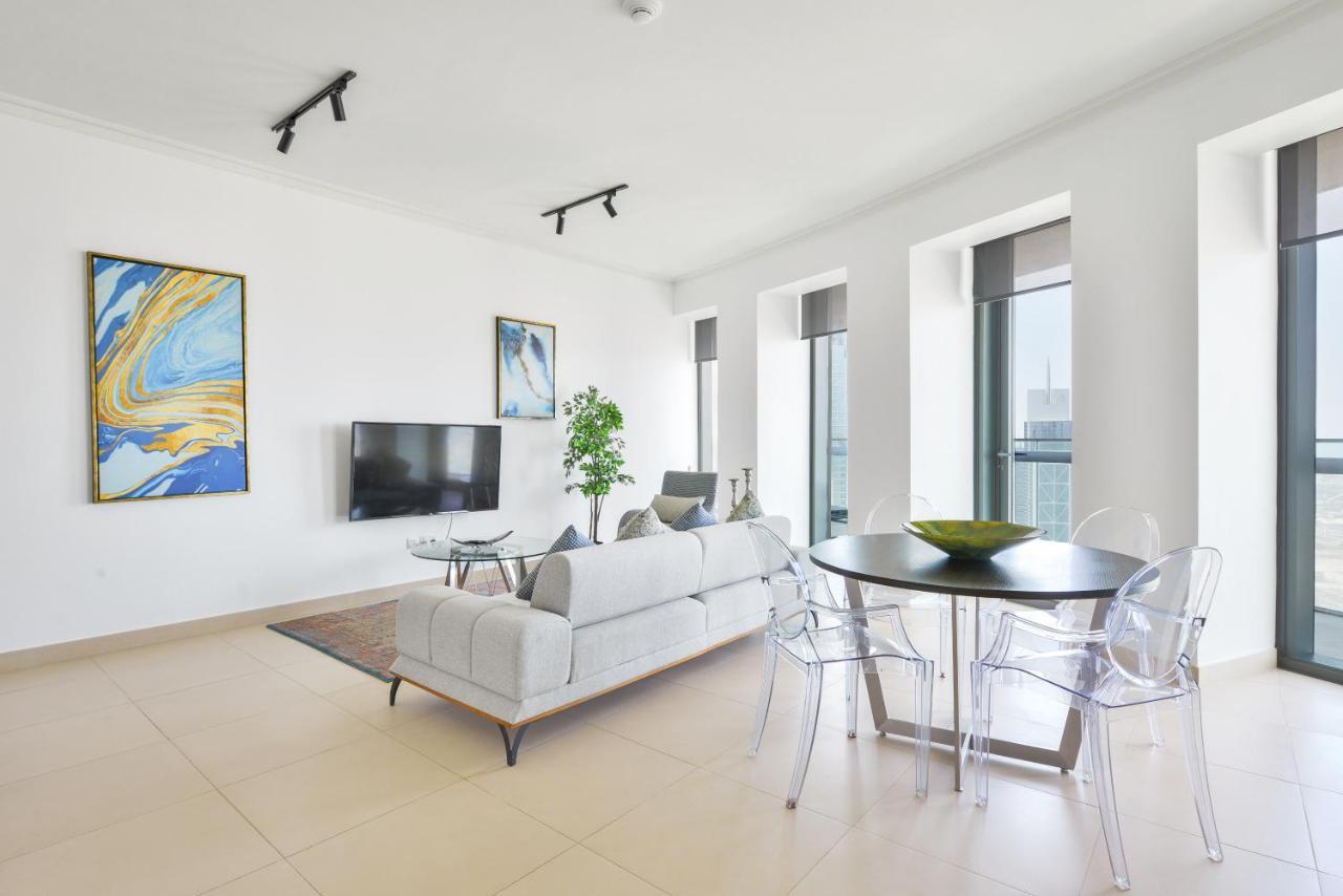 Burj Vista, Downtown Collection *
