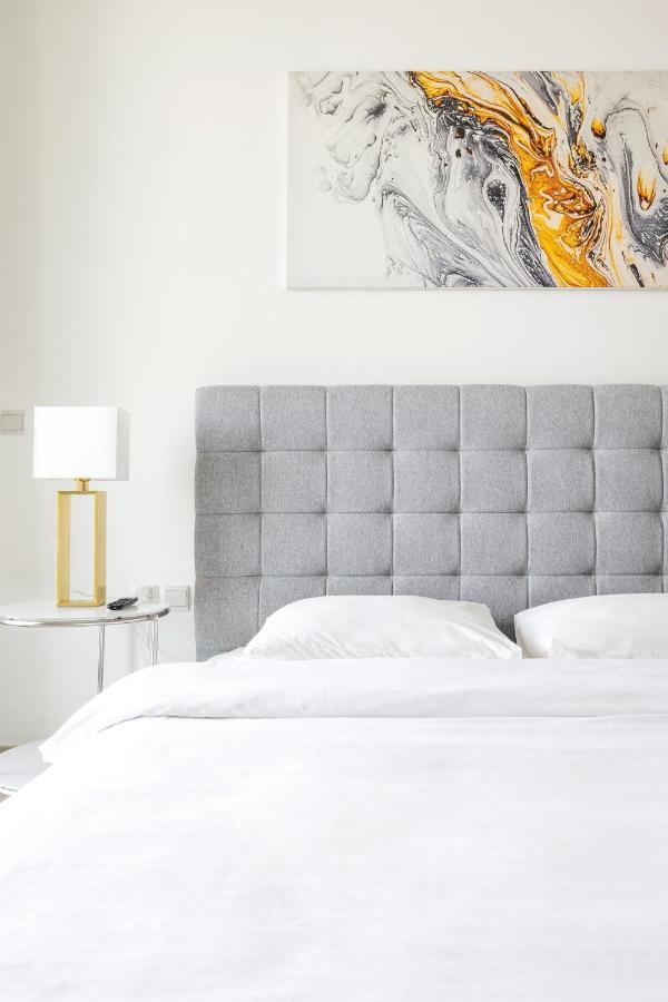 Burj Vista, Downtown Collection Apartment Dubai
