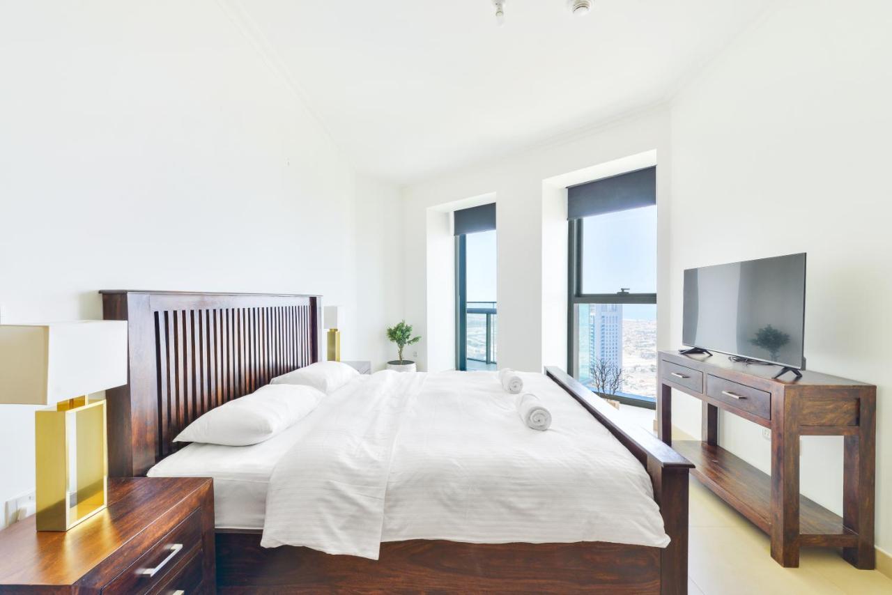 Apartment Burj Vista, Downtown Collection *