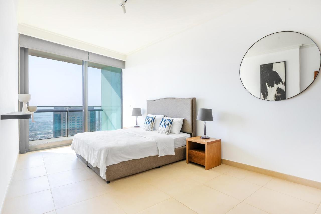 Apartment Burj Vista, Downtown Collection Dubai