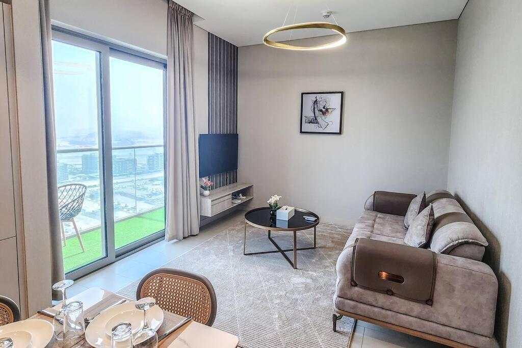 Appartamento By Latinem Luxury 1br Holiday Cvr A3109 Near Burj Khalifa Dubai