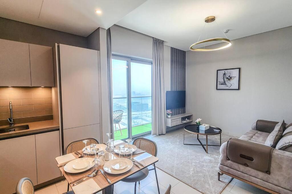 By Latinem Luxury 1br Holiday Cvr A3109 Near Burj Khalifa * Dubai