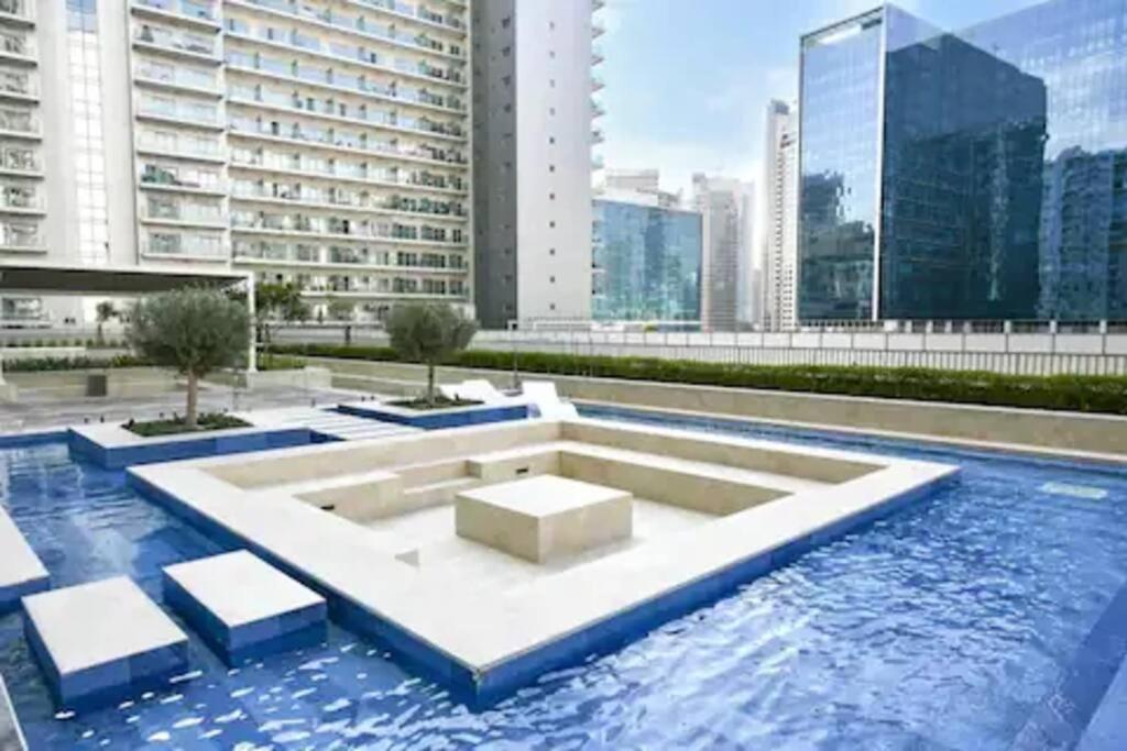 Reva Tower- 2br Mall Walking & Canal Facing Apartment