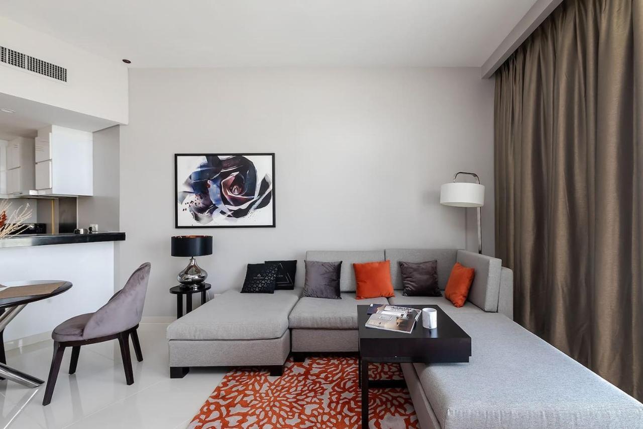 Wonderful In Artesia Tower D Apartment