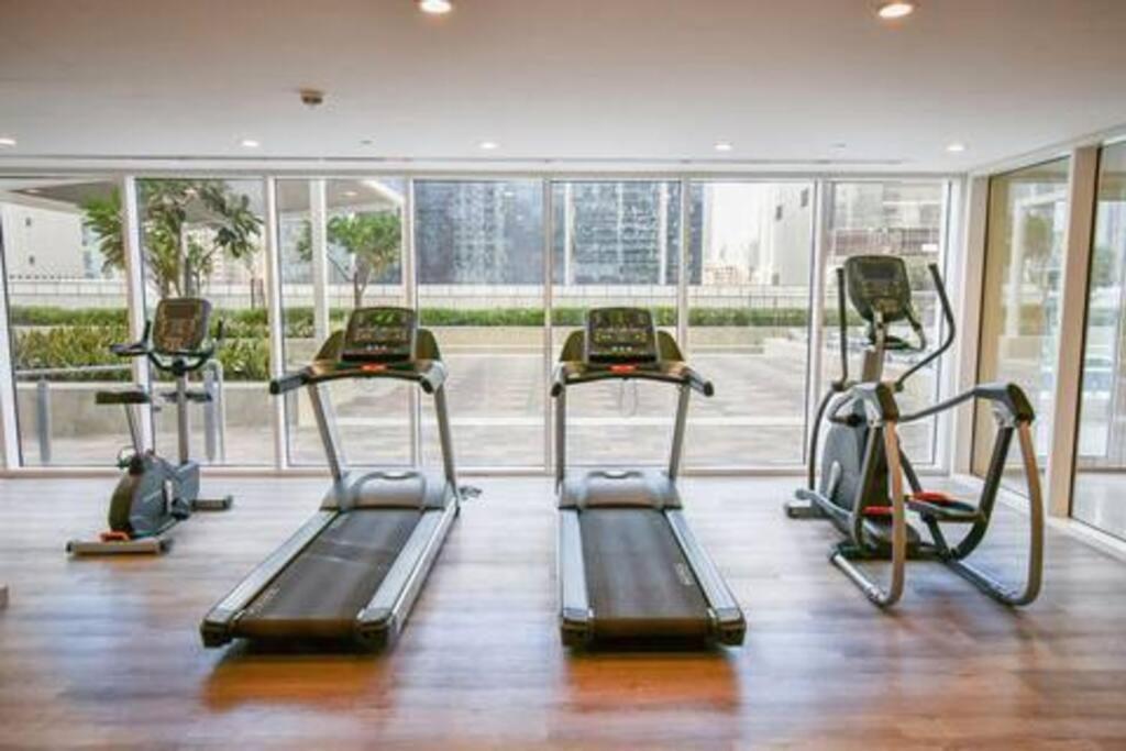 Reva Tower- 2br Mall Walking & Canal Facing Apartment Dubai