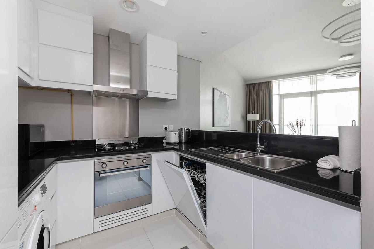 Wonderful In Artesia Tower D Apartment Dubai