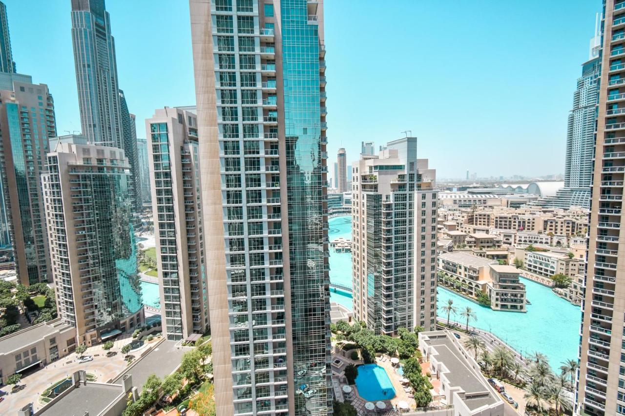 Downtown-high Floor Mesmerizing Fountain View 2br Chic Dubái