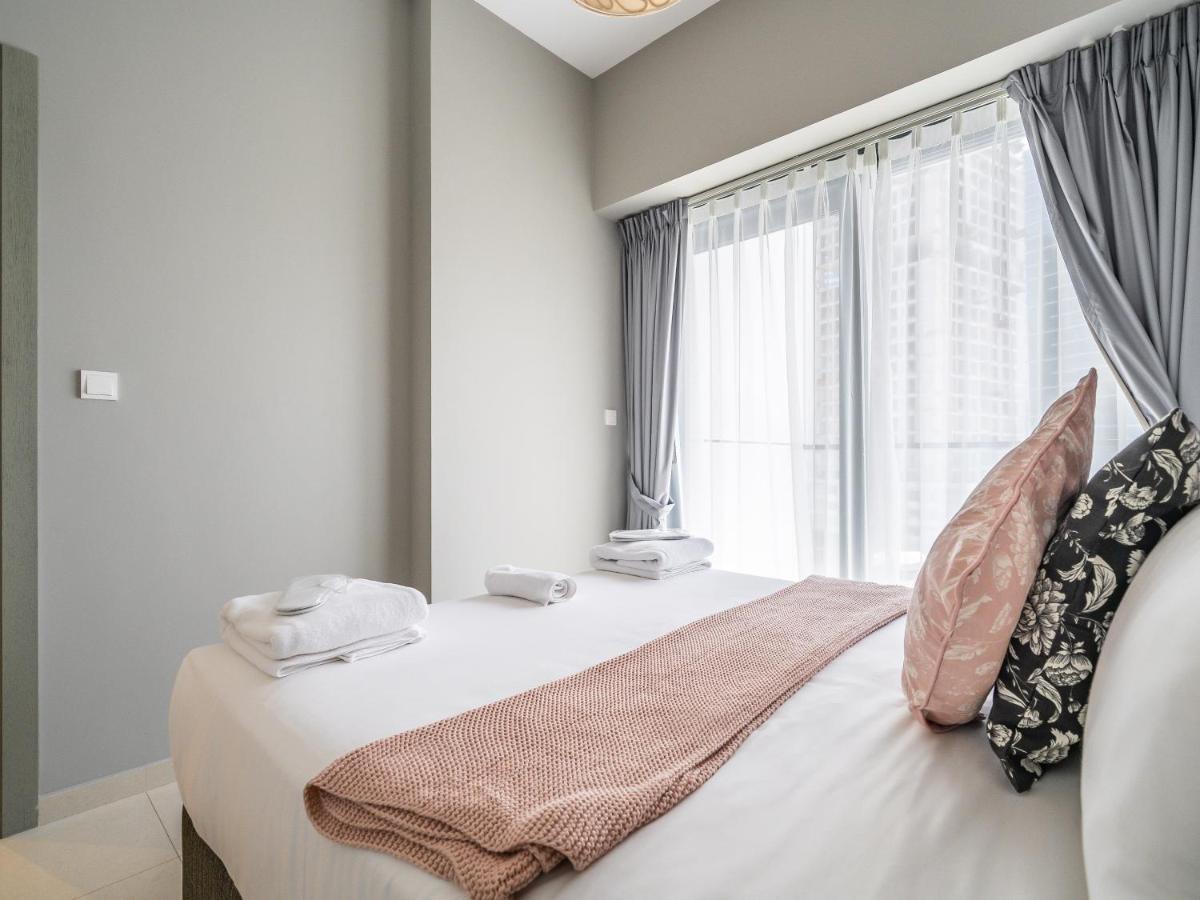 Business Bay's Coziest Hideaway With Balcony *