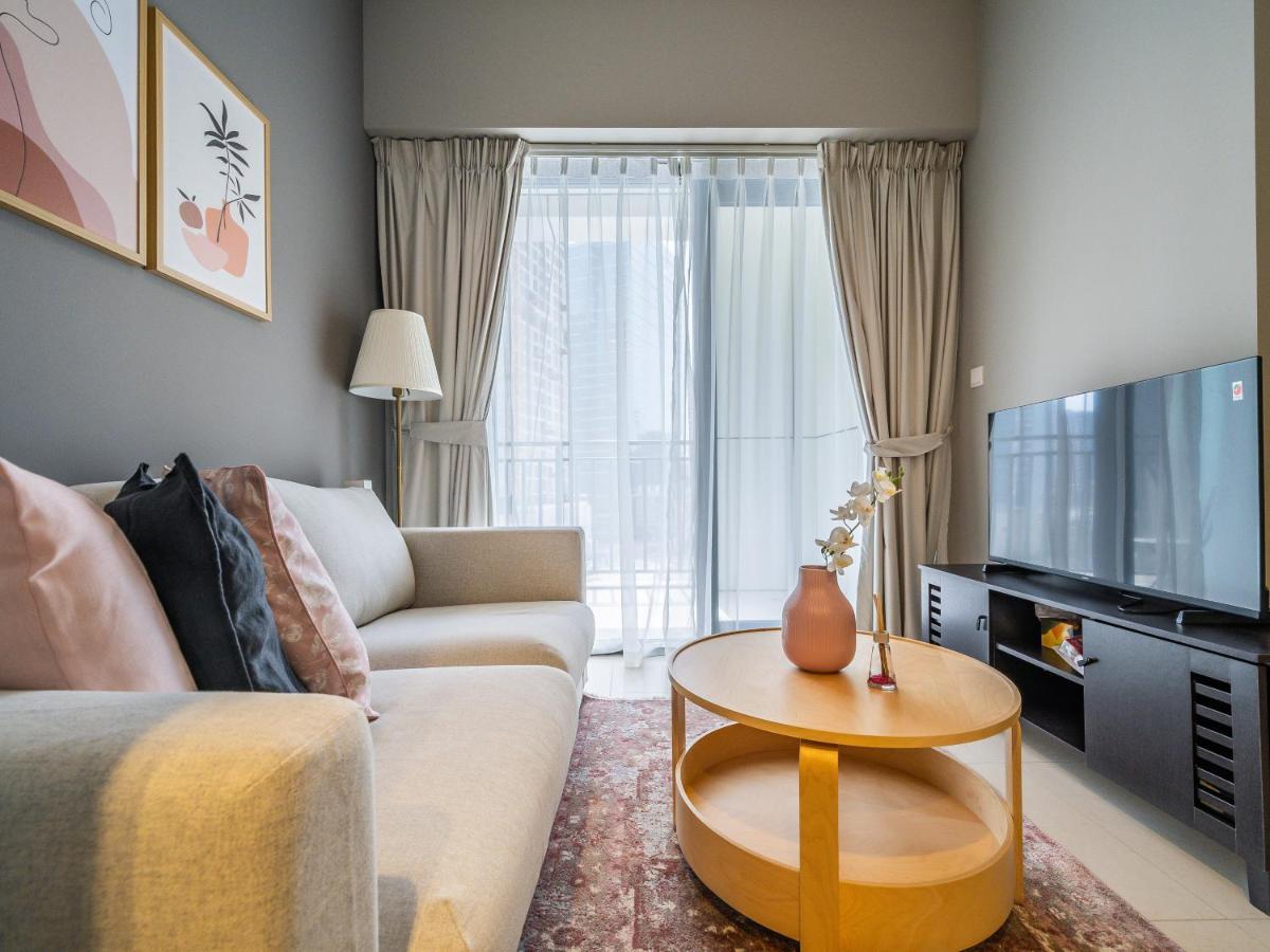 Business Bay's Coziest Hideaway With Balcony