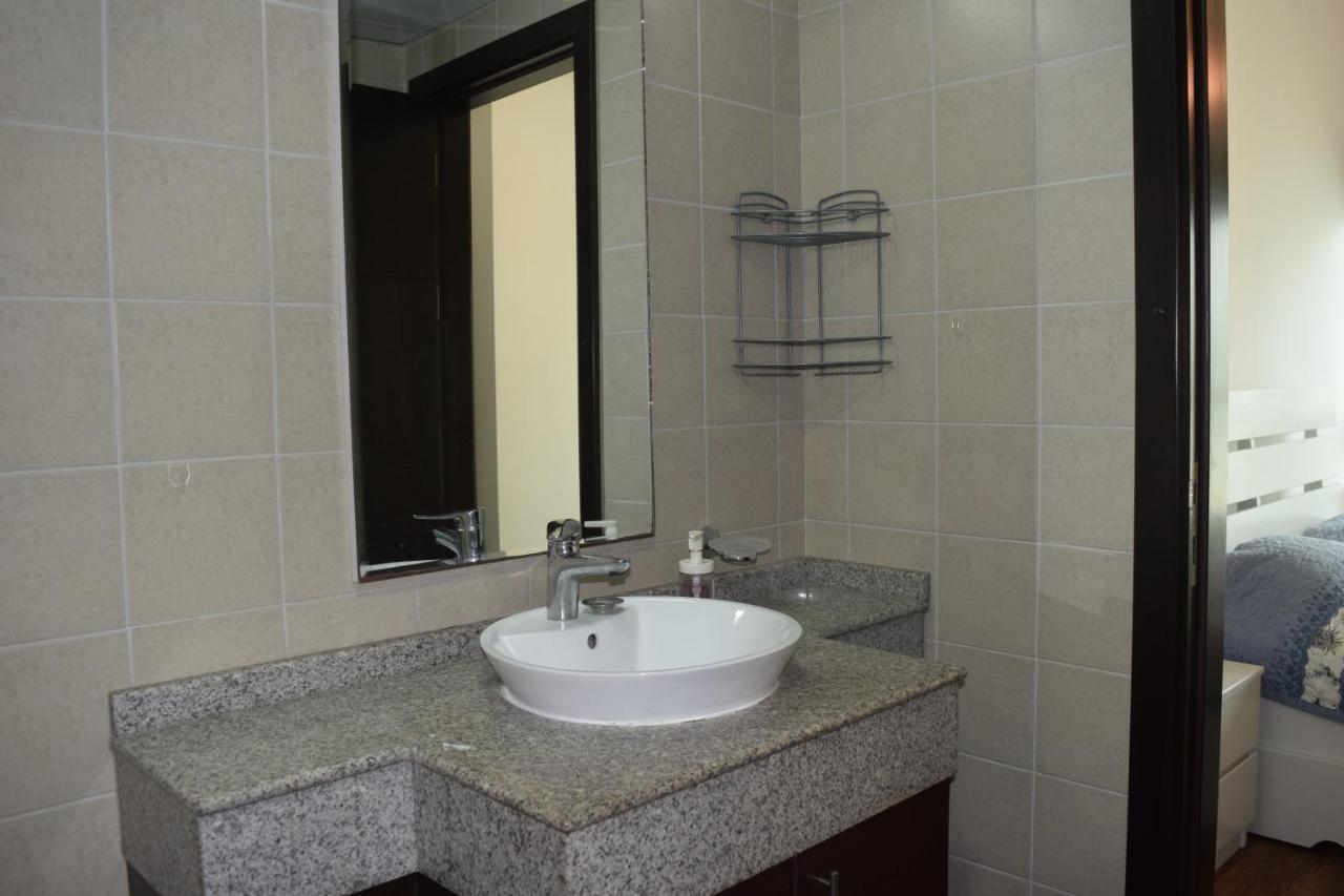 1br Apartment, Stunning Marina View, 5 Min Walk To Jbr Beach, 30 Sec Walk To Tram And Bus Stations Apartamento *