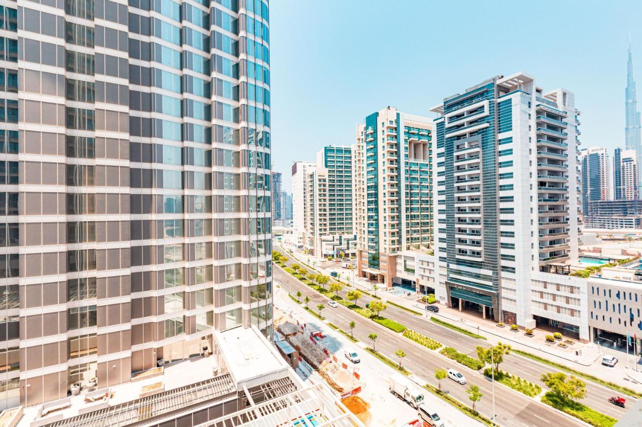Waves Homes - Chic With Balcony Overlooking Views Appartement Dubaï