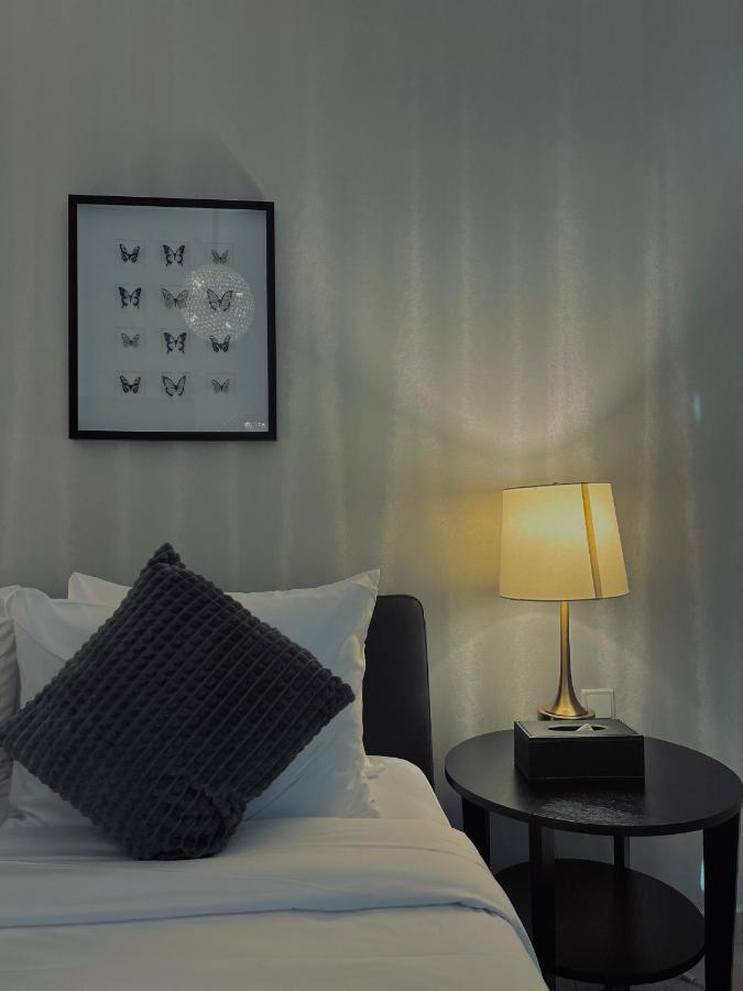 Shukran Homes Cozy 1br With Burj & Fountain Partial View Apartemen Dubai