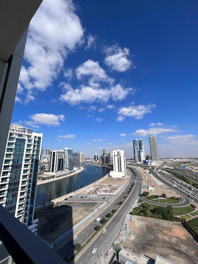 Beautiful In Bayz Towers By Danube, Business Bay Lägenhet *
