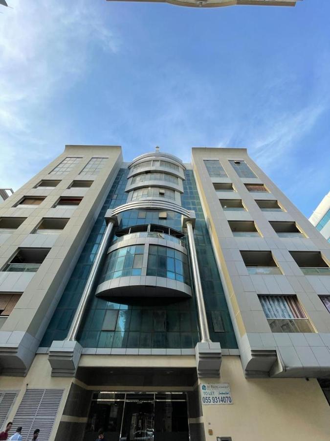 Al Raea Hostels Near Adcb Metro Station Hostel