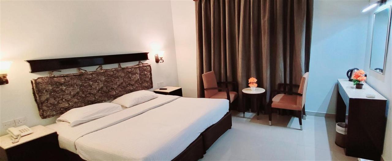 Signature Deira Hotell 3*