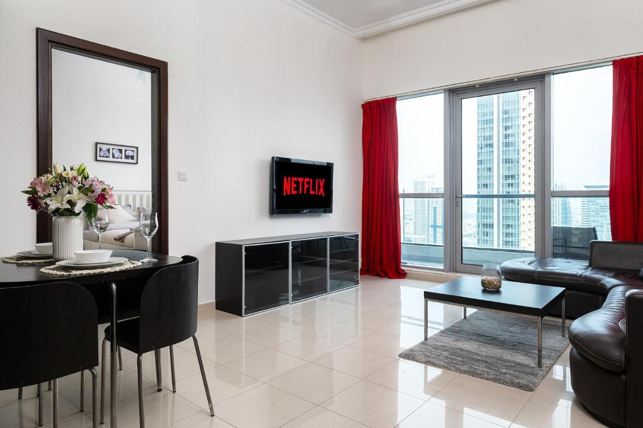 Stunning Marina View 1 Bedroom * Dubaï