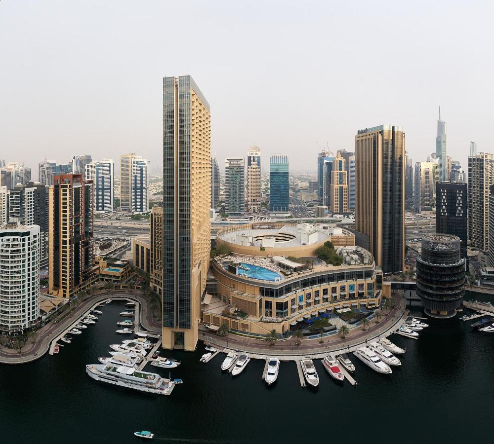 Stunning Marina View 1 Bedroom Appartement *