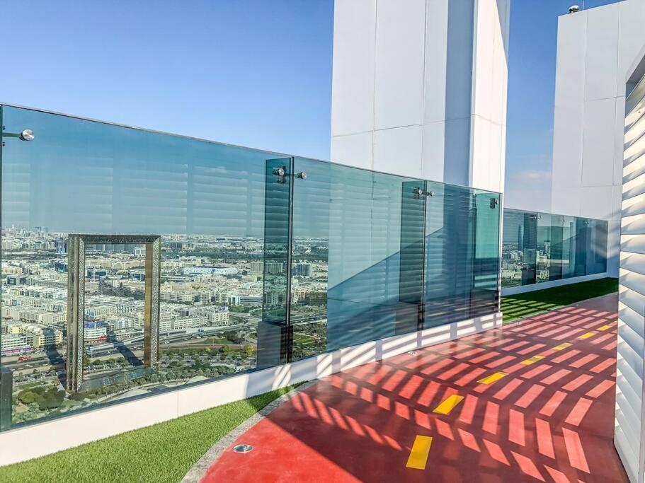 Alfa World Trade Centre 1br, Max Metro Station Appartamento *