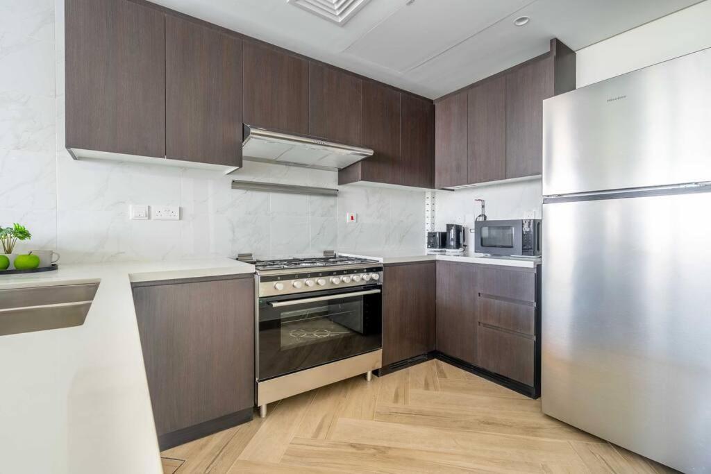 Appartamento Alfa World Trade Centre 1br, Max Metro Station