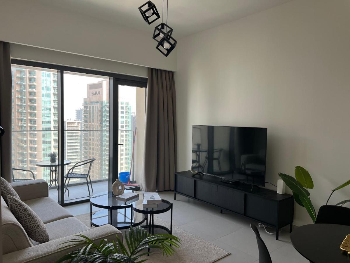 Lägenhet Burj Royale - Luxurious Near Burj Khalifa & Mall *