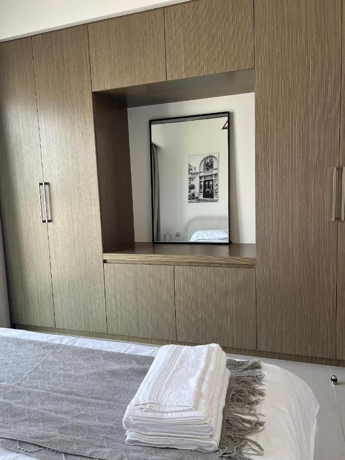 Burj Royale - Luxurious Near Burj Khalifa & Mall Lägenhet Dubai