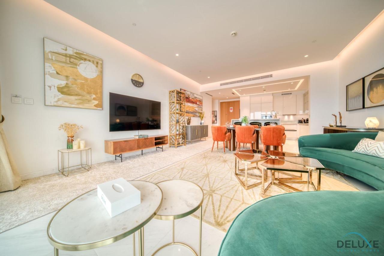 Picturesque 3br With Assistant At The One Jbr By Deluxe Homes