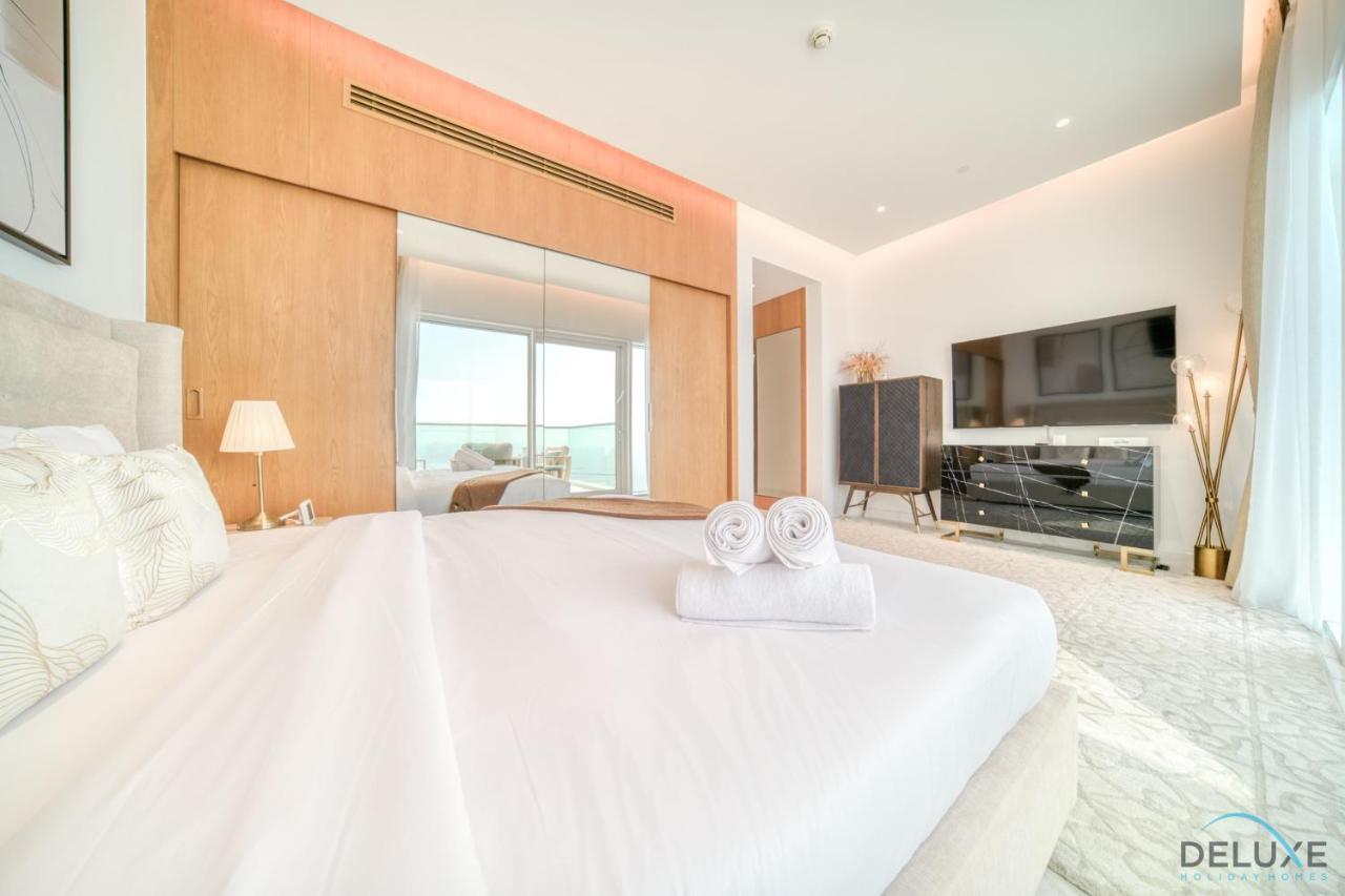 Picturesque 3br With Assistant At The One Jbr By Deluxe Homes Appartement