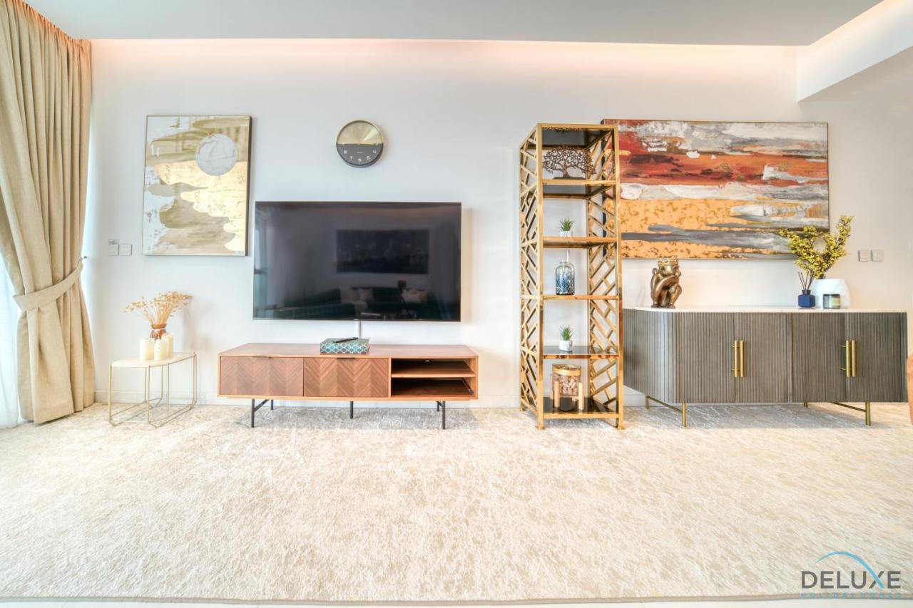 Picturesque 3br With Assistant At The One Jbr By Deluxe Homes Dubaï