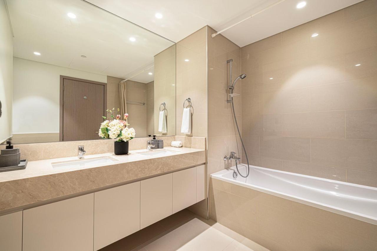 Apartamento Magnificent Brand New Lux 2 Bedroom Opera District Dubái