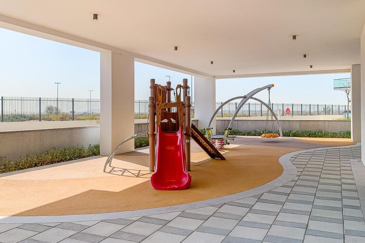 Frank Porter - Damac Celestia Appartement
