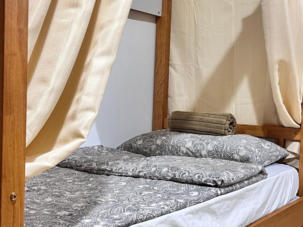 Hostal Ampus