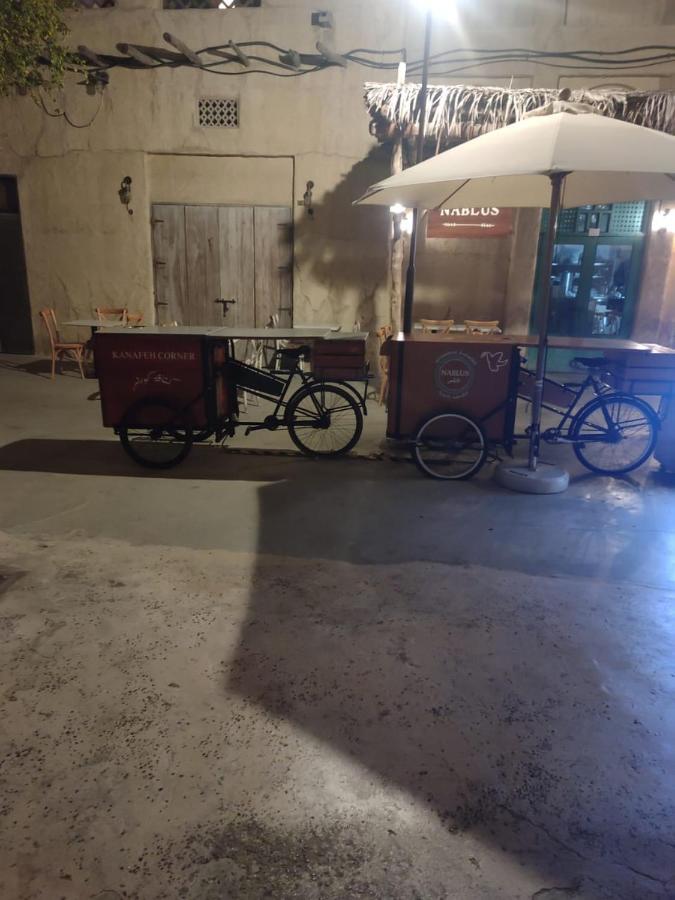 Haram Hostels Dubái