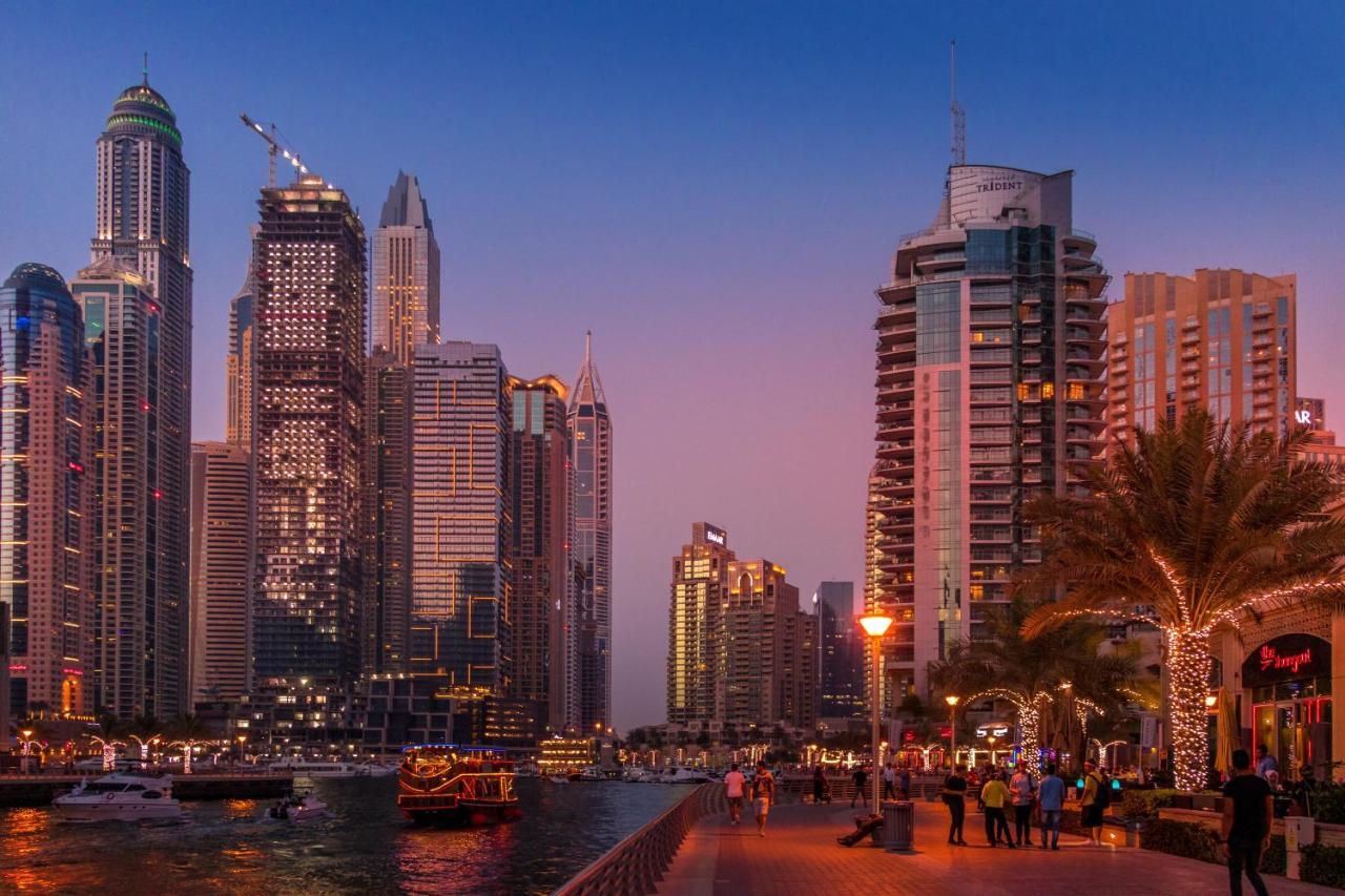 Hostal Vacation Near Adcb Metro & Sharaf Dg Metro Stations