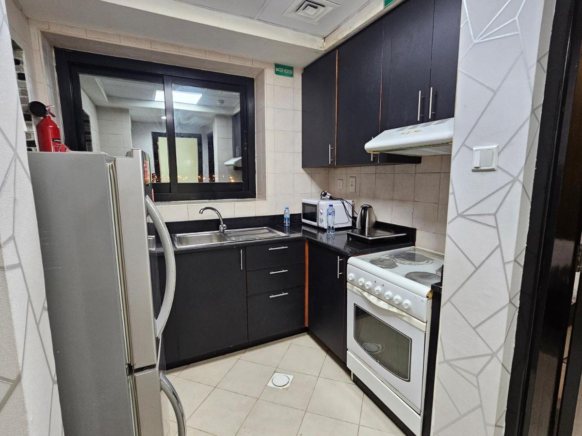 Freshlook 2 Bhk In Marina 707 Apartamento Dubai
