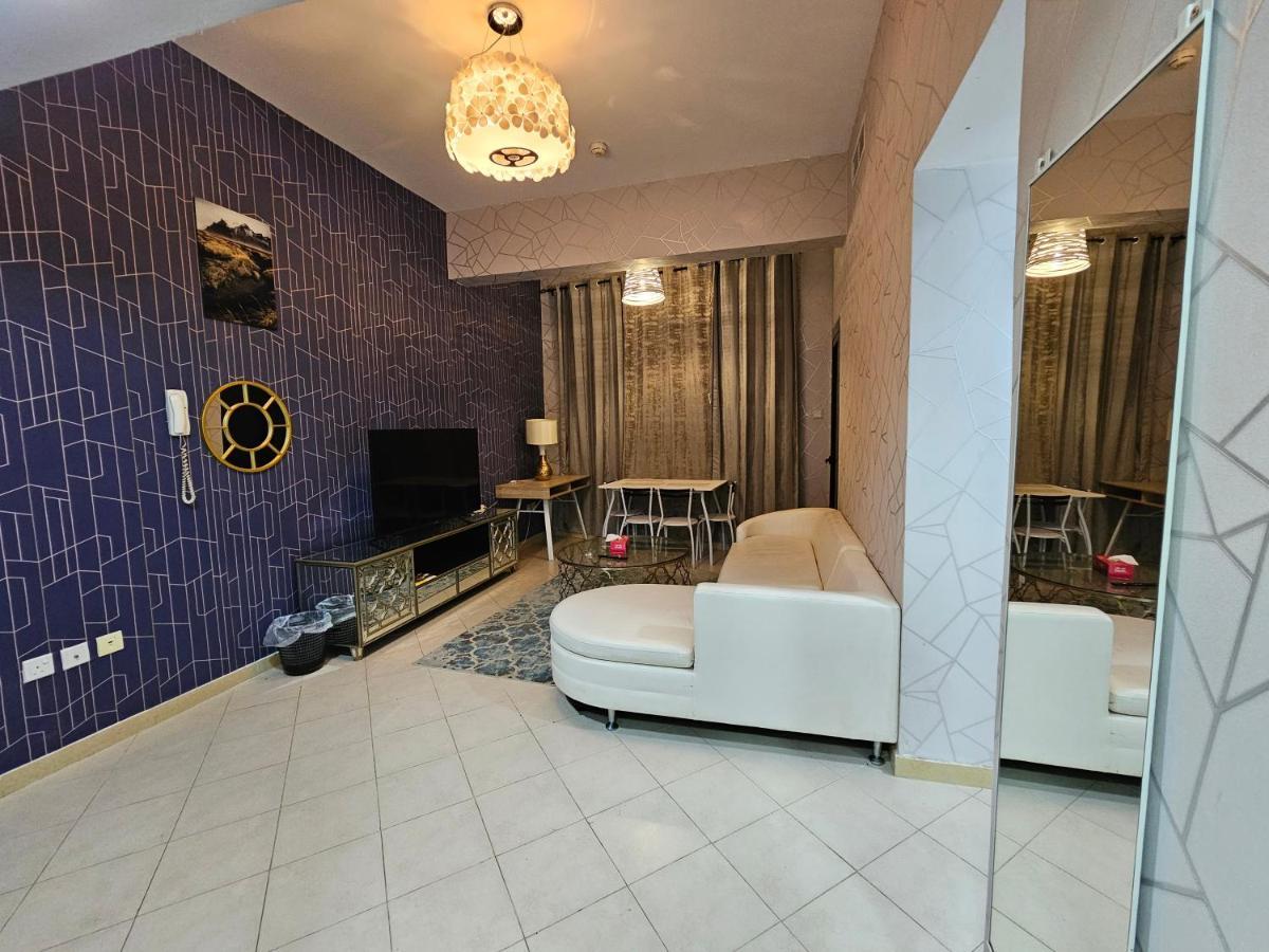 Apartamento Freshlook 2 Bhk In Marina 707 *