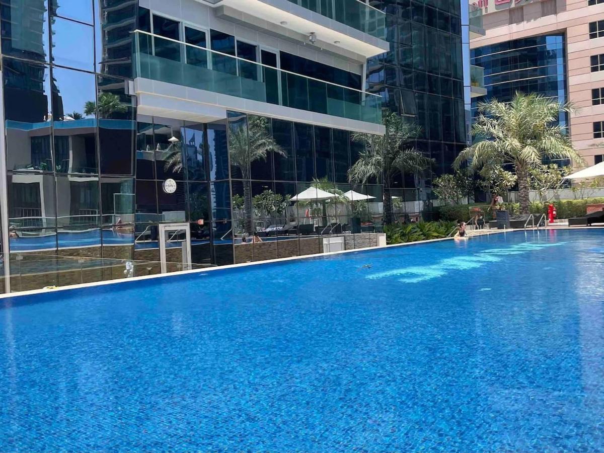 Lejlighed 1br Fendi Unit In Damac Heights On 65th Floor *