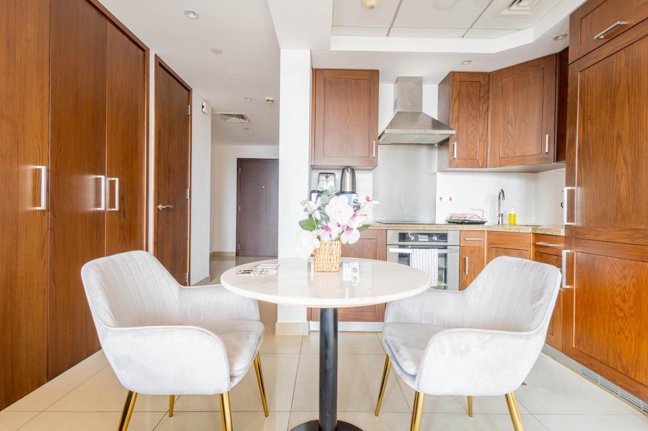 Nasma Luxury - Sleek And Modern Near Burj Khalifa Appartement *