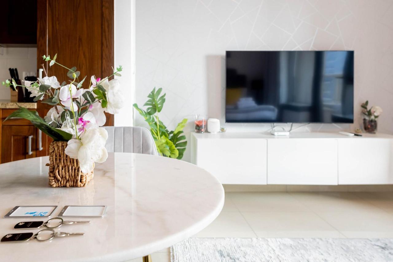 Nasma Luxury - Sleek And Modern Near Burj Khalifa Appartement