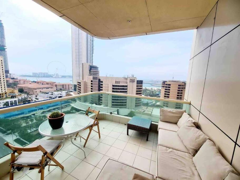 Sunrise Homes - With Huge Balcony & Amazing View Near Jbr * Dubaï