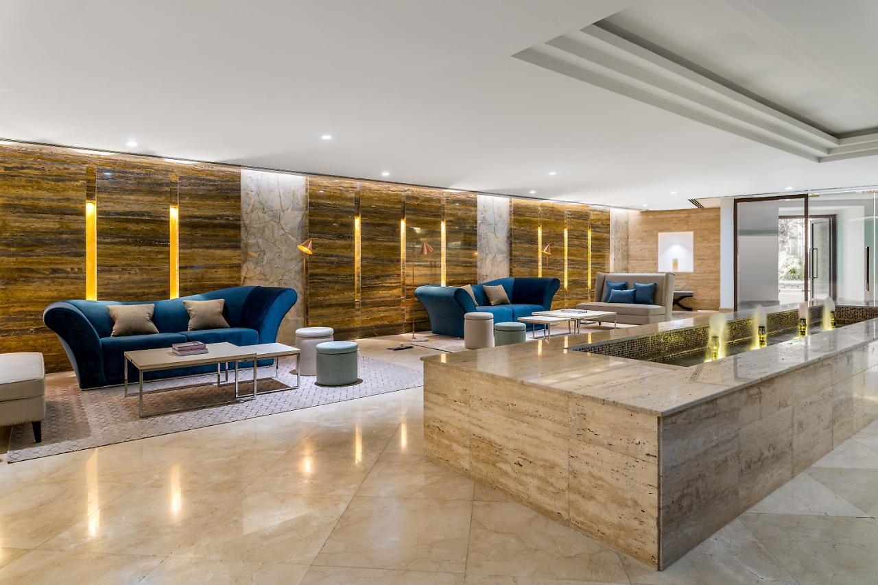 Wyndham Residences The Palm Resort