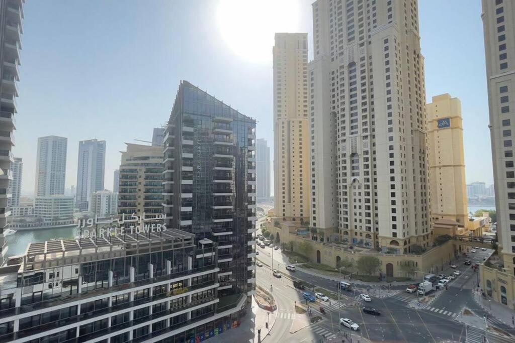 Premium Location, Cozy * Dubaï